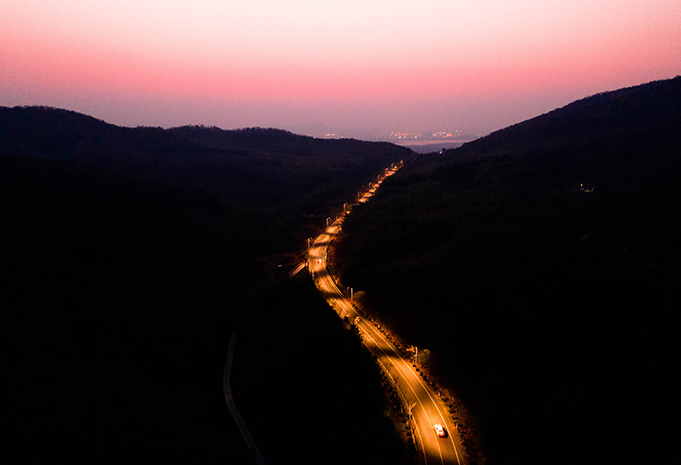 溧白路（永阳段）、秋湖大道沿线路灯安装建设工程施工